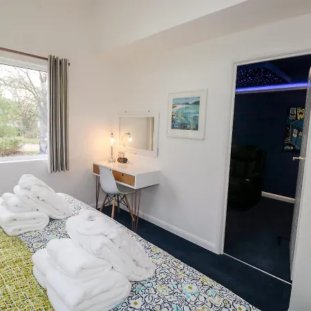 2 Valley View Holiday home *